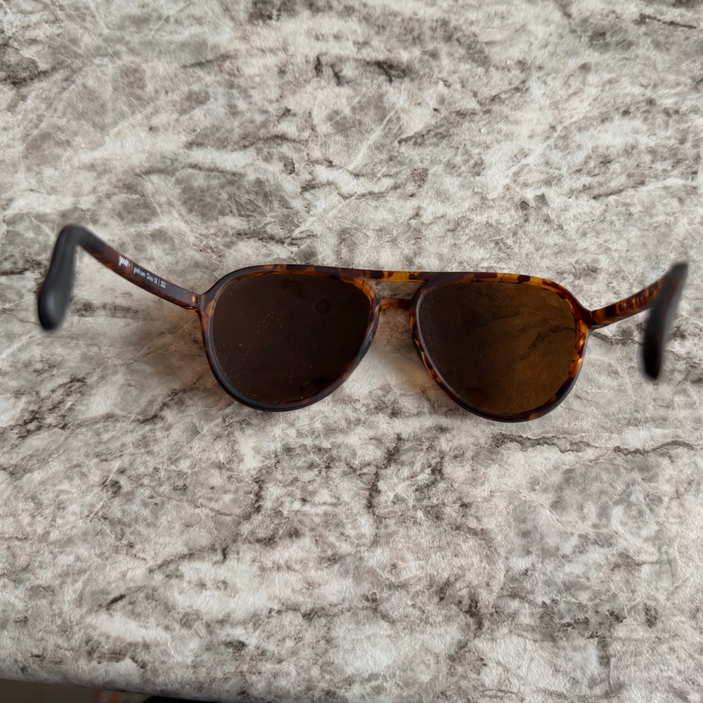 Goodr Mach G Tortoiseshell Men’s Aviator Sunglasses - Brown Lenses - Picture 3 of 8